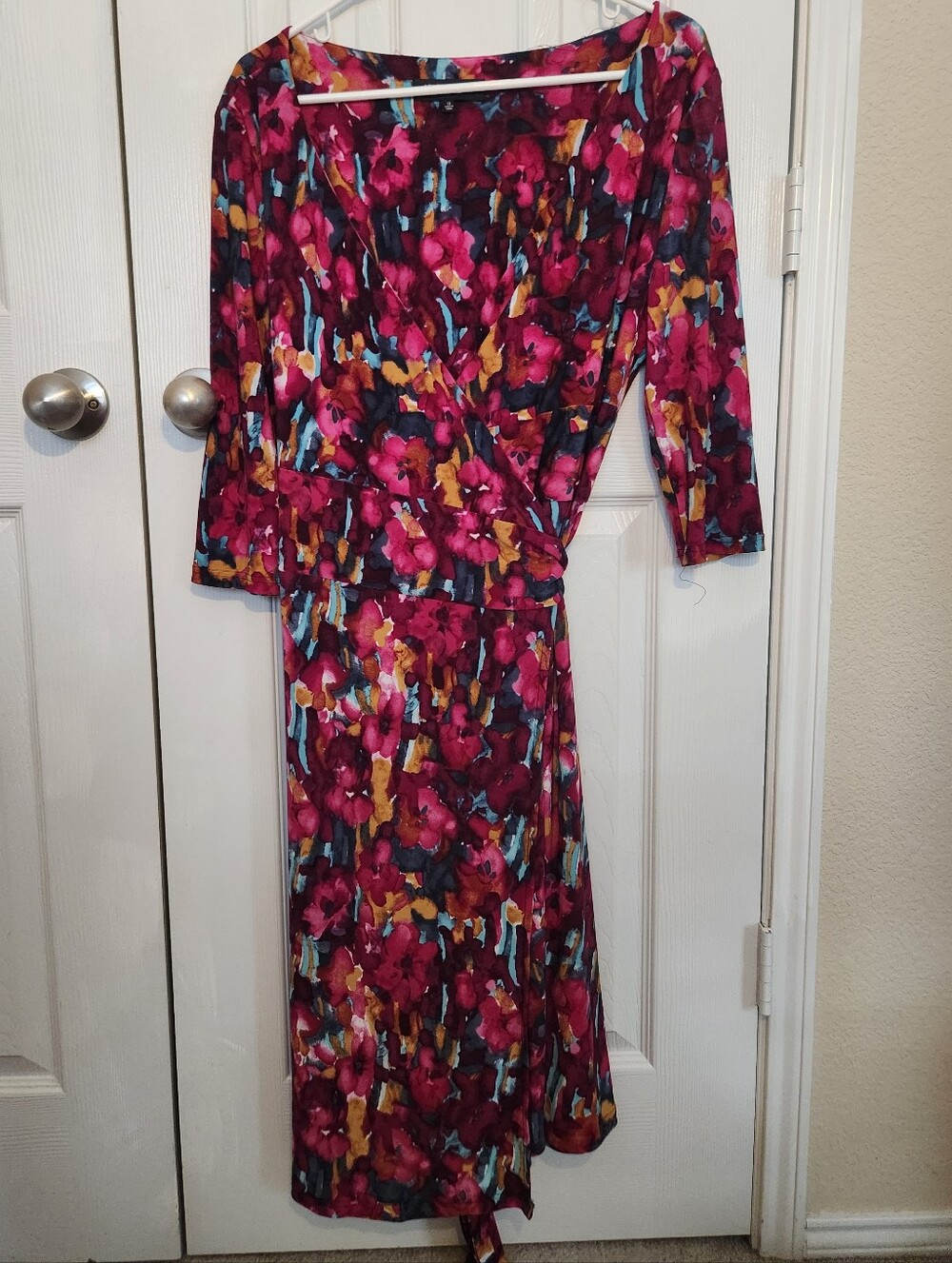 Jones New York Magenta Floral Wrap-Style Long Sleeve Dress
